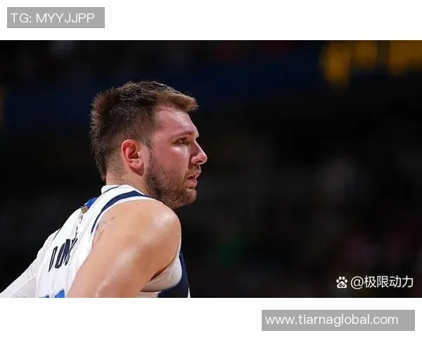 里夫斯谈高尔夫与东契奇的关系：助力信心提升以便他在篮球场上大展身手
